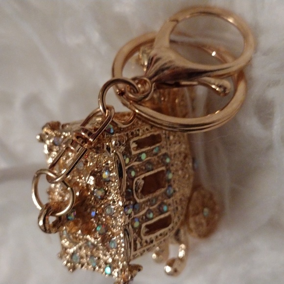 NWOT JEWELRY - Picture 4 of 8